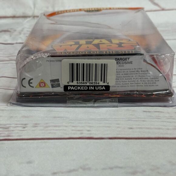 New Star Wars Revenge of the Sith Darth Vader Collectors Edition Target Exclusiv - Picture 5 of 5